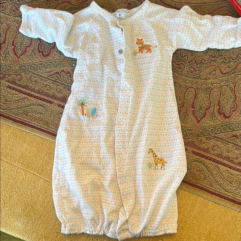 Adorable KISSY KISSY Converter Gown with Animal Prints